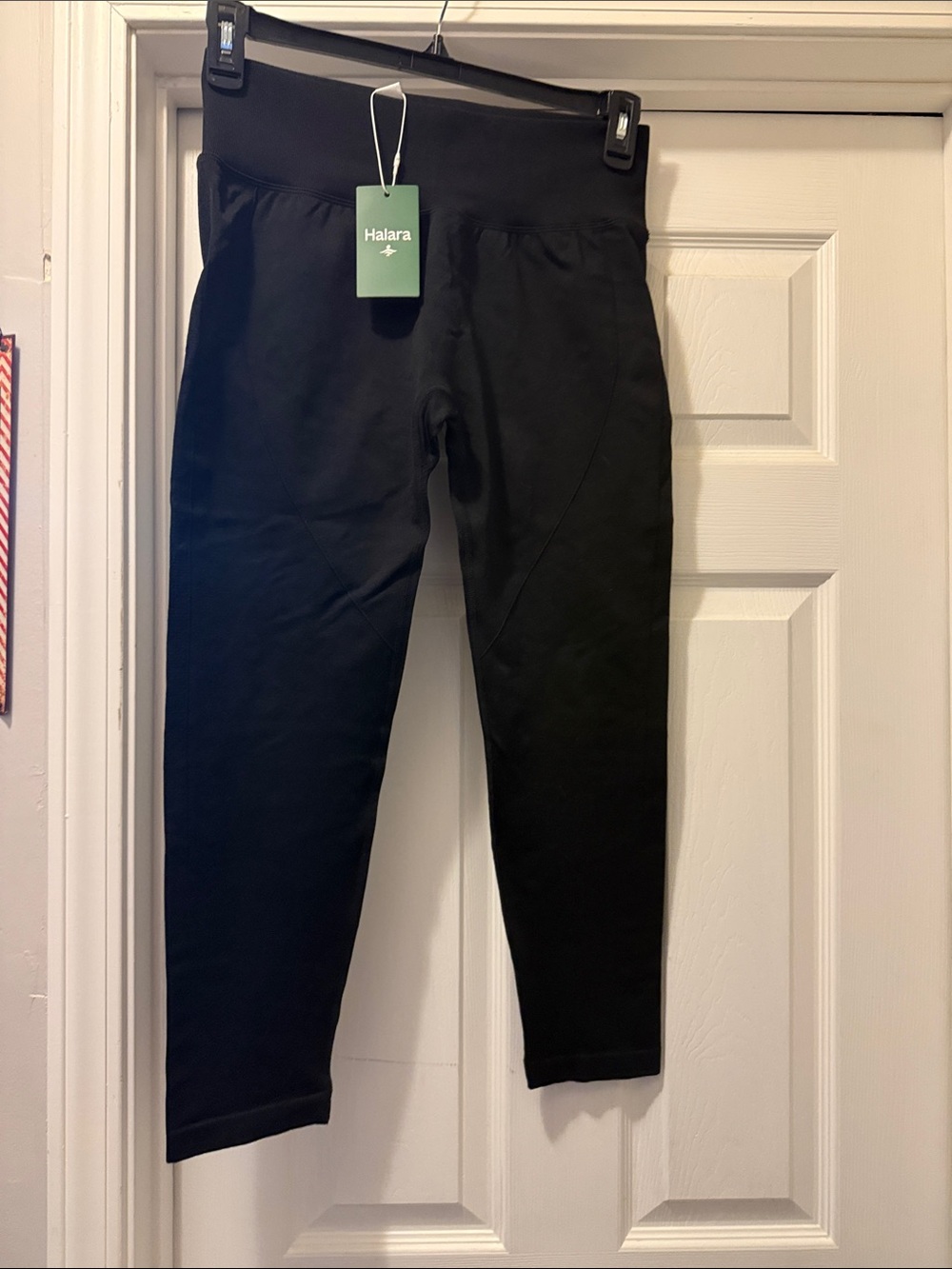 HALARA Black 7/8 Performance Leggings